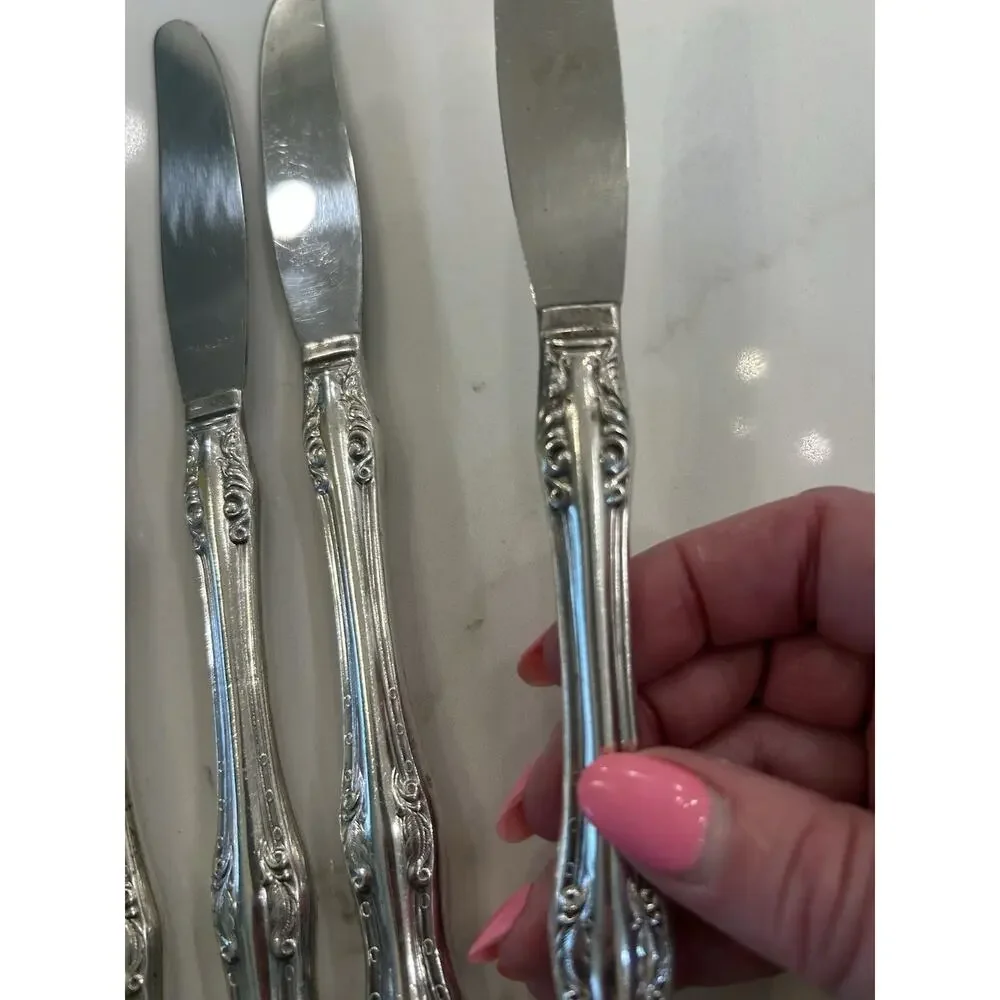 Lot of 7 Modern Hollow Dinner Knives Silverplate 8